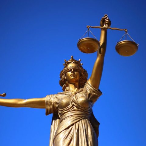Gerichtsverfahren gewonnen: Uneingeschränkt Geschäftsfähig gesprochen!